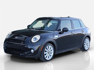 Used 2019 MINI Cooper S image 1