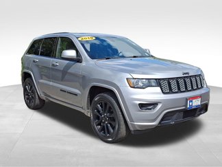 Used 2019 Jeep Grand Cherokee Altitude image 1