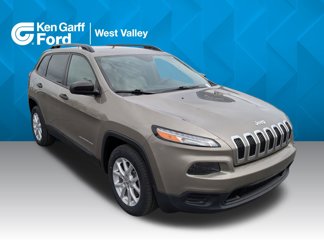 Used 2016 Jeep Cherokee Sport image 1