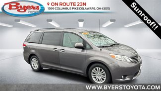 Used 2013 Toyota Sienna XLE image 1