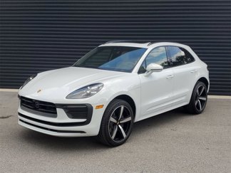 Used 2025 Porsche Macan image 1