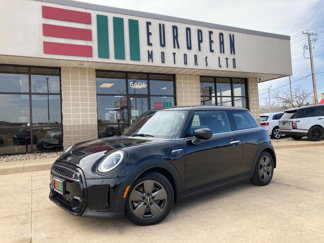 Used 2022 MINI Cooper S image 1
