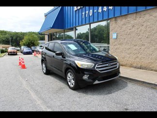 Used 2017 Ford Escape SE image 1