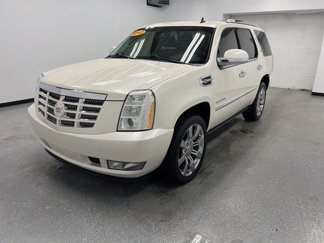 Used 2013 Cadillac Escalade 4WD Hybrid image 1