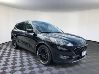 Used 2020 Ford Escape SE image 1