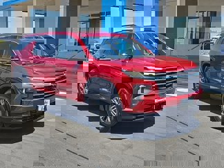New 2025 Chevrolet Traverse LT image 1
