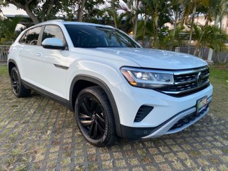 Used 2022 Volkswagen Atlas Cross Sport SE image 1