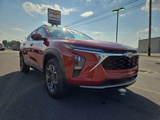 Used 2024 Chevrolet Trax LT w/ Driver Confidence Package image 1