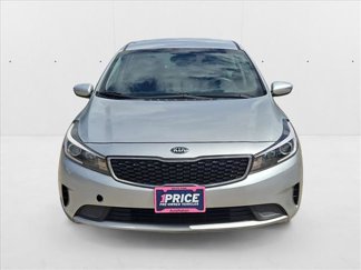 Used 2017 Kia Forte LX video 2