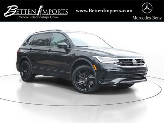 Certified 2024 Volkswagen Tiguan SE R-Line image 1