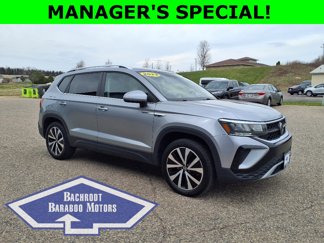 Used 2022 Volkswagen Taos SE image 1