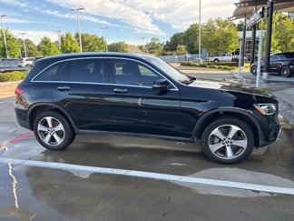 Used 2022 Mercedes-Benz GLC 300 image 1