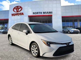 Used 2024 Toyota Corolla LE image 1