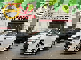 Used 2024 Toyota Corolla LE image 1