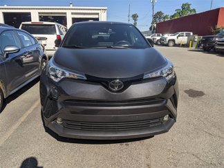 Used 2018 Toyota C-HR XLE image 1