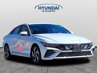 New 2025 Hyundai Elantra SEL image 1