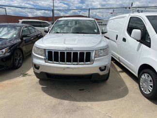 Used 2011 Jeep Grand Cherokee Laredo image 1