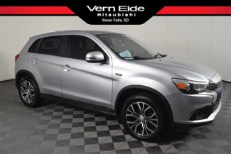Used 2017 Mitsubishi Outlander Sport ES image 1