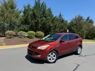 Used 2015 Ford Escape SE image 1