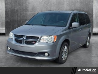 Used 2019 Dodge Grand Caravan SXT image 1