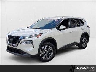 Used 2022 Nissan Rogue SV image 1
