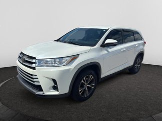 Used 2019 Toyota Highlander LE image 1