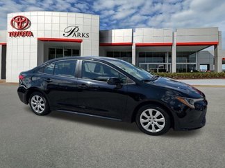 Certified 2024 Toyota Corolla LE image 1