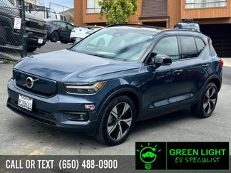 Used 2022 Volvo XC40 P8 Recharge Plus image 1