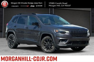 Used 2023 Jeep Cherokee Altitude Lux image 1
