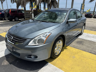Used 2011 Nissan Altima 2.5 S image 1