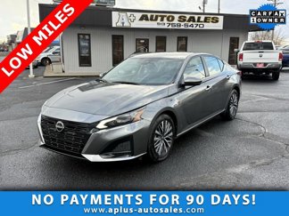 Used 2023 Nissan Altima 2.5 SV image 1