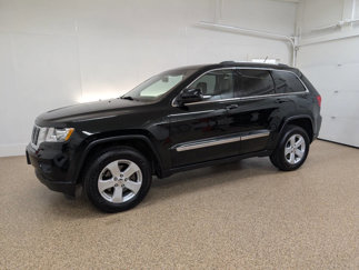 Used 2013 Jeep Grand Cherokee Laredo image 1