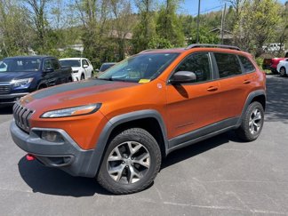 Used 2016 Jeep Cherokee Trailhawk w/ Comfort/Convenience Group image 1