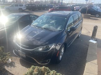 Used 2017 Chrysler Pacifica Touring-L Plus image 1