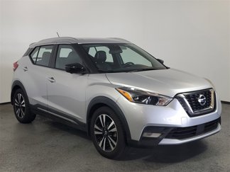 Used 2020 Nissan Kicks SR w/ SR Premium Package image 1
