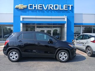 Used 2017 Chevrolet Trax LS image 1
