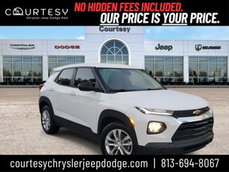Used 2021 Chevrolet TrailBlazer LS image 1