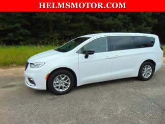 Used 2024 Chrysler Pacifica Touring-L image 1