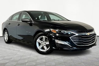 Used 2019 Chevrolet Malibu LS image 1