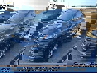 Used 2022 Chevrolet Trax LT w/ LT Convenience Package image 1