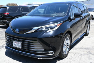 Used 2022 Toyota Sienna Platinum image 1