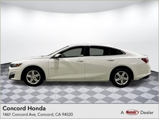 Used 2022 Chevrolet Malibu LT image 1
