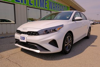 Used 2023 Kia Forte LXS image 1