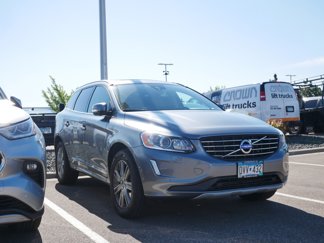 Used 2017 Volvo XC60 T5 Inscription image 1