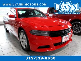 Used 2018 Dodge Charger SXT image 1