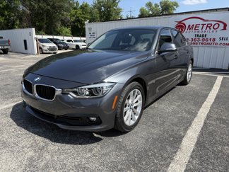 Used 2018 BMW 320i Sedan image 1