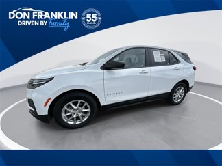 Used 2022 Chevrolet Equinox LS w/ LS Convenience Package image 1