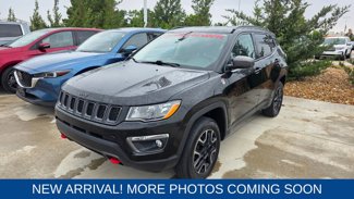 Used 2019 Jeep Compass Trailhawk video 1