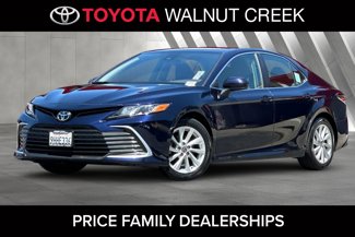 Used 2021 Toyota Camry LE image 1