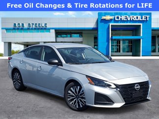 Used 2024 Nissan Altima 2.5 SV image 1